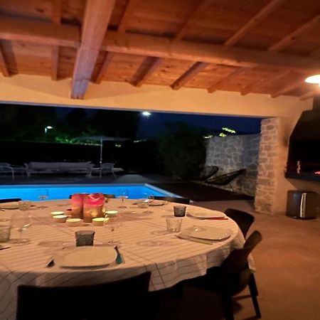 Modern Villa With Private Pool In Malauc N Малокен Экстерьер фото